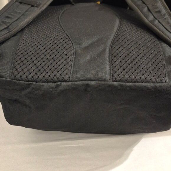 Sold! Oakley Backpack Mens Holbrook 20L Black With Custom Design Patch 80eighty - Picture 8 of 12